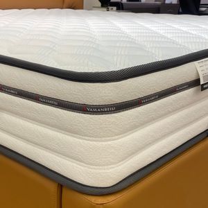 Colchón Híbrido Reversible Hipoalergénico Queen Modern para el Hogar, Oficina, Hotel, Apartamento o Dormitorio, para Dormir Cómodamente y Saludablemente - Product Image 3