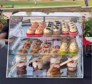 Soporte de exhibición transparente de acrílico Encimera comercial Estante de exhibición de panadería de acrílico de 3 bandejas Caja de encimera de pastelería - Product Image 6