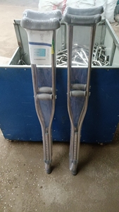 Regolabile da esterno in acciaio inox braccio sotto le ascelle di canna bastone medico per la camminata di galleggiamento ausili per la frattura - Product Image 6