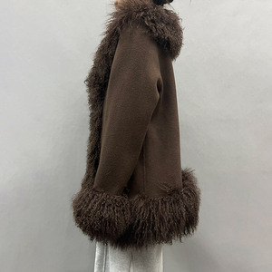 Jancoco Nuevo Abrigo de Lana de Cordero Esponjoso a la Moda para Mujer, Abrigo Corto Personalizado de Lana de Cachemira Genuina con Cuello y Puños de Piel Mongola - Product Image 3