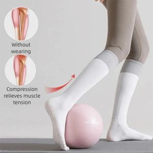 Calcetines de Pilates Profesionales Personalizados con Agarre Antideslizante, Calcetines de Yoga de Cinco Dedos de Algodón de Alta Calidad para Mujer, Invisibles, Transpirables - Product Image 4