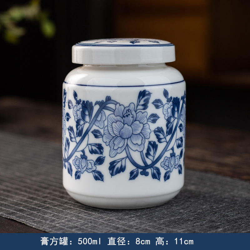 กระป๋องน้ำชาดอกไม้ชบา