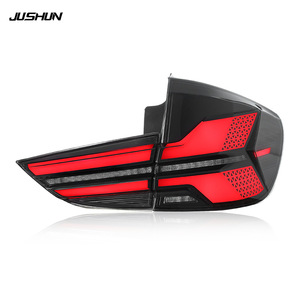 Feux arrière LED Jushun pour BMW X1 E84 2010-2015, clignotants LED dynamiques, version rouge et noire, 12V - Product Image 4