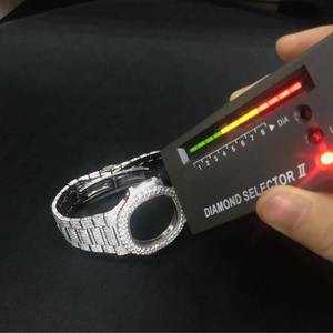 Montre Drioshipping en acier inoxydable avec diamants de laboratoire de clarté VVS, qui rehausse votre style grâce à son mouvement à quartz et son touche de luxe. - Product Image 2