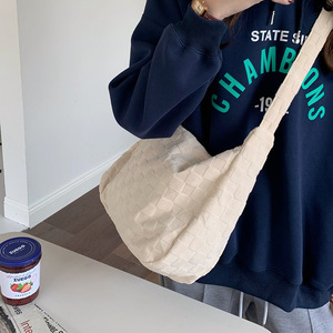 Sac messager pour femmes, motif losanges blanc cassé, sac à bandoulière de grande capacité pour un usage quotidien, été 2022 - Product Image 3