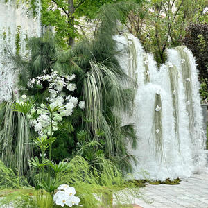 LANJO Rideau de toile de fond circulaire de luxe en PVC style plumes blanches 3m/4m pour mariage, événement et photomaton - Product Image 4