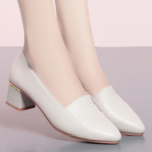 Factory Wholesale Black Leather Pumps - Pointed Toe Block Heel Office Daily Women's Shoes - Product Image 6