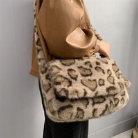 Tas Selempang Wanita Zeyu Motif Leopard Kasual, Tas Bahu Berbulu Lembut dengan Tutup, untuk Perjalanan Sehari-hari, Tas Tangan Bulu Imitasi Ramah Lingkungan ODM/OEM