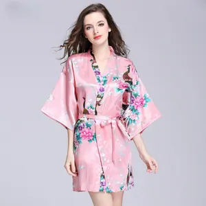 robe druck hochzeit Suppliers-Hochzeit frauen Neueste baumwolle Floral Print Kimono Bad Robe kurzarm Braut Robe Nachtwäsche