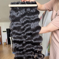 Extensions de cheveux naturels ondulés Yaki lisses, cheveux vierges vietnamiens, aspect naturel, prix de gros disponible en stock