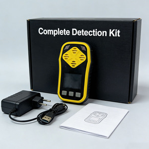 Kedi ve Köpek Güvenliği Kontrolü için Renkli LCD Ekranlı ve Üç Seviyeli <span class=keywords><strong>Alarm</strong></span> Özellikli El Tipi Taşınabilir 4'ü 1 Arada Çoklu Gaz Dedektörü - Product Image 1