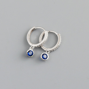 Boucles d'oreilles créoles en argent sterling avec zircon cubique Boucles d'oreilles créoles S925 Designer Boucles d'oreilles créoles personnalisées en zircon coloré - Product Image 4
