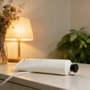 หลอดบรรจุภัณฑ์เครื่องสำอางพลาสติกแบบกำหนดเอง ขนาด 100 มล. 150 มล. 200 มล. หลอดเปล่าสำหรับใส่โฟมล้างหน้า ครีมทาหน้า ครีมทามือ หลอดบีบ - Product Image 2