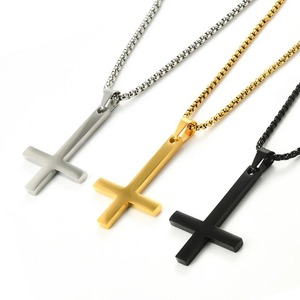 Collier pendentif croix inversée simple en acier inoxydable, style punk, tendance, charme de prière chrétien catholique, amulette, bijoux pour hommes et femmes - Product Image 1
