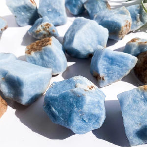 Pierre brute d'angélite naturelle en gros, cristal de guérison non poli, spécimen minéral en vrac pour le Reiki et la décoration intérieure - Product Image 3