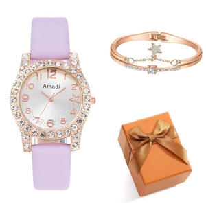 Amadi Montres décontractées à quartz de luxe pour femmes Nouveau boîtier rond simple et léger avec bracelet en cuir allié Cadran à breloques Coffret cadeau Ensemble de cinq - Product Image 3