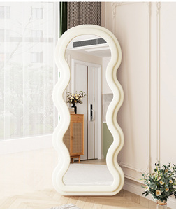Specchio da Terra Grande con Cornice Ondulata in Flanella, Popolare su Instagram, Vendita all'Ingrosso per Soggiorno - Product Image 4