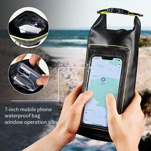 Bolsa Impermeable de 2L con Cierre Enrollable, Bolsa de PVC para Natación y Buceo, Bolsa Portátil para Guardar el Teléfono, para Natación, Pesca y Senderismo - Product Image 3