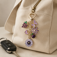Porte-clés en émail violet avec breloque fleur de vigne et papillon, pendentif floral fruité, accessoire pour sac et voiture, cadeau