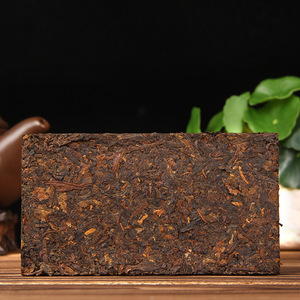 Tè Pu'er Maturato dello Yunnan 2017, da Collezione, Tè alle Erbe per la Salute - Product Image 2