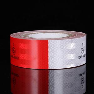 Adesivo riflettente rosso e bianco, nastro riflettente, nastro riflettente dot c2 per camion - Product Image 6