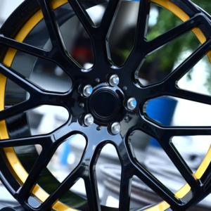 Rines HTOR Personalizados para SUV, Forjados en Forma de Y, 21x10, 22x10.5, 23x11, 24x10.5, 5x112, 5x130, Acabado Negro Brillante y Amarillo, para <span class=keywords><strong>G63</strong></span> <span class=keywords><strong>Brabus</strong></span> G550 - Product Image 4