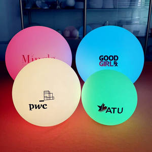 Boule lumineuse LED géante personnalisable pour l'extérieur, idéale pour les magasins, les événements, les centres commerciaux et les expositions - Product Image 2