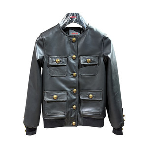 Quantité minimum <span class=keywords><strong>de</strong></span> commande : 1 pièce |   Veste en cuir véritable noire <span class=keywords><strong>de</strong></span> style américain, ajustée, haut <span class=keywords><strong>de</strong></span> gamme, personnalisable, avec boucles métalliques multiples - Product Image 1