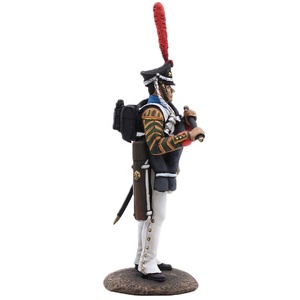 Vente en gros <span class=keywords><strong>de</strong></span> régiments d'infanterie <span class=keywords><strong>de</strong></span> <span class=keywords><strong>guerre</strong></span> napoléonienne faits à <span class=keywords><strong>la</strong></span> main sur mesure Statue <span class=keywords><strong>de</strong></span> sculpture Soldat en polyrésine Figurine Fifer <span class=keywords><strong>de</strong></span> garde russe - Product Image 4