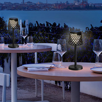 Lampe de table à LED solaire rechargeable 3-en-1, à intensité variable, pour l'extérieur, étanche, alimentée par l'énergie solaire, pour jardin et décoration