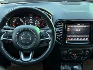 Personalización Interior al por Mayor para <span class=keywords><strong>Jeep</strong></span> <span class=keywords><strong>Compass</strong></span> 2019 2020 <span class=keywords><strong>2021</strong></span> Edición Familiar Automática - Auto Usado Certificado de Alta Calidad - Product Image 3