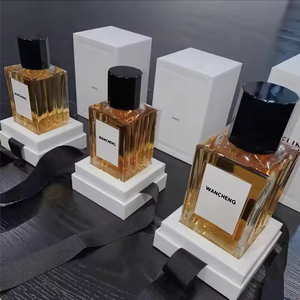 Chai xịt nước hoa thủy tinh cao cấp 50ml 100ml với vòi xịt dạng nhấn trong suốt, thiết kế đặc biệt của nhà sản xuất - Product Image 4