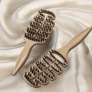 Nouvelle Arrivée <span class=keywords><strong>Brosse</strong></span> à <span class=keywords><strong>Cheveux</strong></span> en Poils de Sanglier <span class=keywords><strong>pour</strong></span> <span class=keywords><strong>Cheveux</strong></span> <span class=keywords><strong>Fins</strong></span>, Anti-statique, <span class=keywords><strong>Lissante</strong></span>, Démêlante, <span class=keywords><strong>Brosse</strong></span> Ventilée <span class=keywords><strong>pour</strong></span> <span class=keywords><strong>Cheveux</strong></span> Mouillés, Massage du Cuir Chevelu <span class=keywords><strong>pour</strong></span> Femmes - Product Image 4