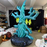 Nouvelle conception créative d'arbre fantôme gonflable d'Halloween avec lumière LED personnalisée, arbre gonflable sorcière grimaçante pour pelouse de parc