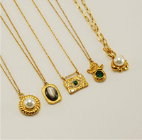 RFJEWEL Mode Pierre Naturelle Collier Pendentif En Acier Inoxydable Plaqué Or Collier Collier De Perles D'eau Douce