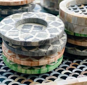 Nouveaux sous-verres en incrustation d'os et incrustation en nacre disponibles auprès de United Trade World - Product Image 4