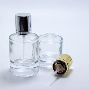 Wholesale 30ml50ml100ml Round Clear Glass <b>Perfume</b> <b>Bottle</b> with Silver Cap - Product Image 3