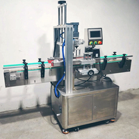 Machine de pressage automatique de couvercle de bocal en verre de bouteille en plastique Machine de capsulage de bouchon à vis avec chargeur de bouchon