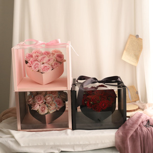 Acrylic love heart-shaped transparent flower packaging gift box