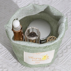 Pochette en <span class=keywords><strong>jute</strong></span> réutilisable à fond rond pour bougies, avec logo personnalisé imprimé, emballage cadeau pour bougies, pochette en <span class=keywords><strong>toile</strong></span> <span class=keywords><strong>de</strong></span> <span class=keywords><strong>jute</strong></span> avec cordon <span class=keywords><strong>de</strong></span> serrage - Product Image 4