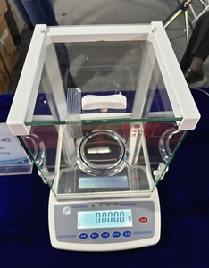 Nuovo Prodotto Bilancia Elettronica Digitale da Laboratorio con Interfaccia RS232, Bilancia Analitica 0.0001g 220g Certificata CE Prodotta in Cina - Product Image 5