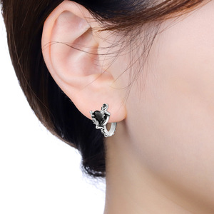 Tengman <b>Black</b> <b>Heart</b> Earrings, Original Niche High-End Earrings, Women's Jewelry - Product Image 5