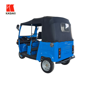 Triciclo Elettrico a Noleggio BAJAJ TVS TUK-TUK con Capacità di 6-8 Passeggeri - Product Image 5