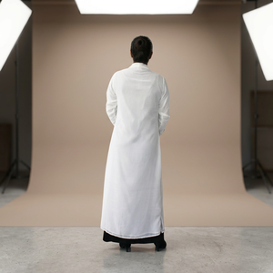 Abaya Kaftan en Georgette Blanche de Haute Qualité, Dernier Design, pour Femmes, avec Broderies aux Poignets, Tissu Mousseline, Idéal pour l'Aïd, Prix Abordable - Product Image 3
