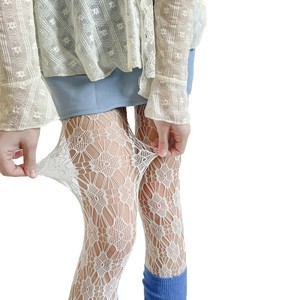 Meias de Renda Branca com Flores Vazadas Estilo Francês Retrô para Mulheres, Nova Coleção Primavera Verão - Product Image 4