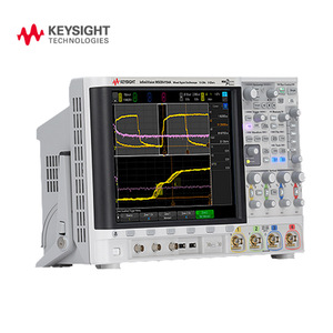 Oscilloscope numérique à quatre canaux Keysight DSOX4154A, fréquence d'échantillonnage 5 GSa/s, résolution 12 bits, 454x275x156mm - Product Image 2