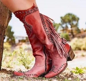 Wholesale Custom Vintage Ladies <b>Knee</b>-<b>High</b> Western Style Boots Soft Suede Leather Rivet Comfort Solid Autumn Rubber Insole boots - Product Image 1