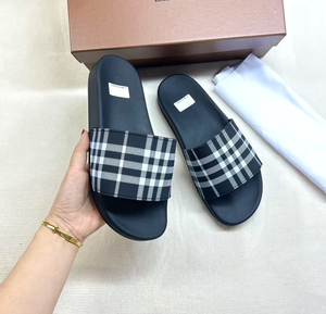 Scarpe Slip-on di Alta Qualità per Uomo e Donna con Proprietà Antiscivolo Scarpe Slip-on alla Moda per Uomo e Donna - Product Image 2