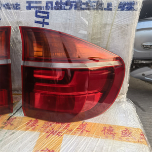 Adecuado para luces traseras <span class=keywords><strong>BMW</strong></span> <span class=keywords><strong>X5</strong></span> <span class=keywords><strong>E70</strong></span> 2011-2013, luces traseras, luces de freno, fábrica original de <span class=keywords><strong>segunda</strong></span> <span class=keywords><strong>mano</strong></span> - Product Image 2
