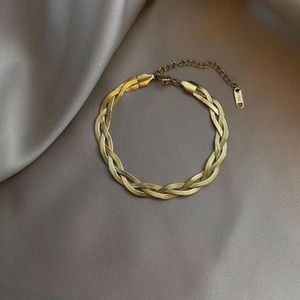 Collar de Acero Inoxidable para Mujer en Oro, Plata y Oro Rosa - Combinación de Cadena Plana de Hueso de Serpiente y Cadena de Hoja - Product Image 5